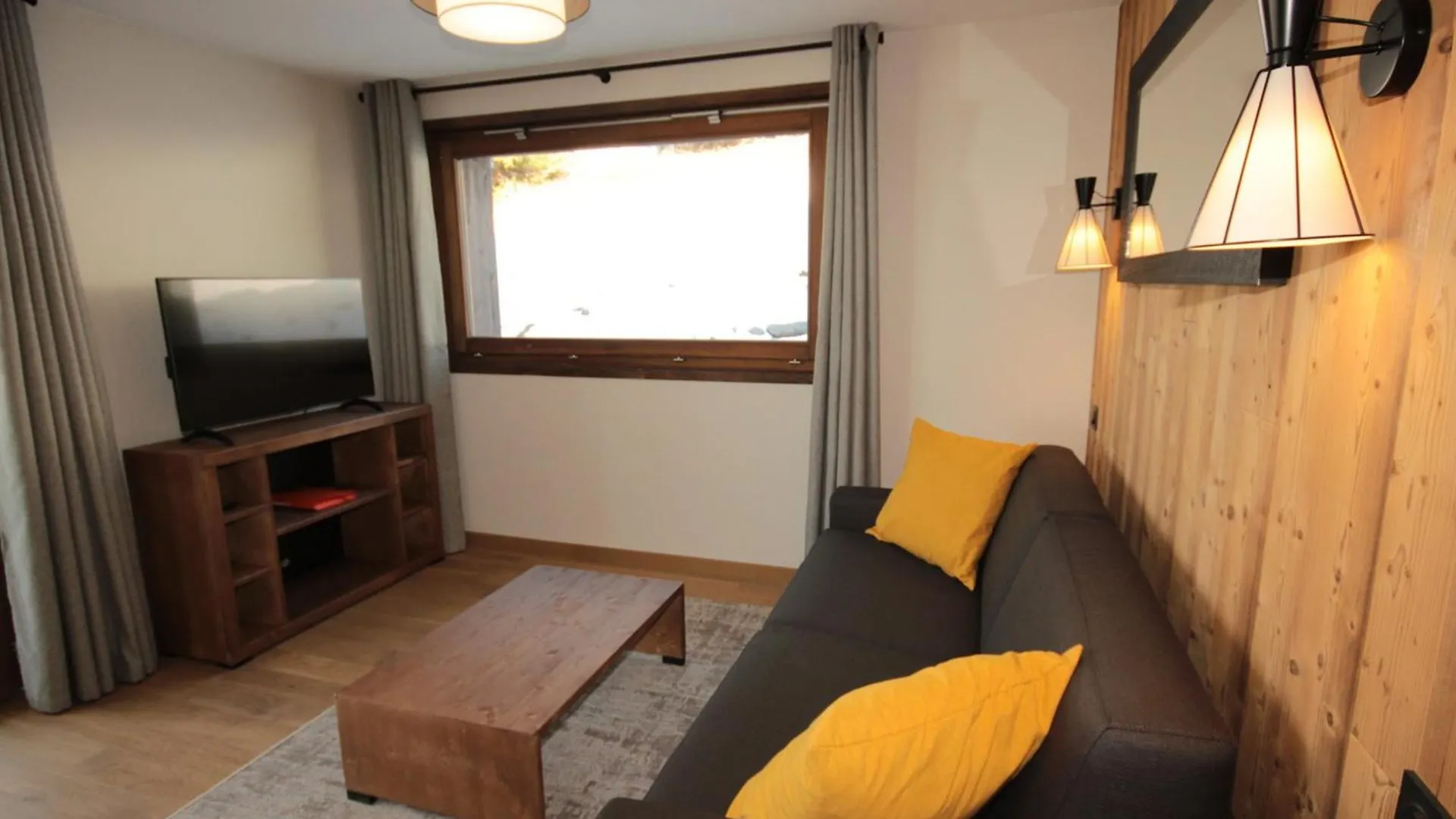Charmant Appartement Neuf Avec Balcon, 2 Chambres, 2 Sdb Et Parking Au Coeur Des Saisies - Fr-1-293-272 Hauteluce